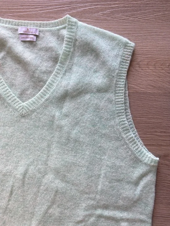 Munrospun 100% Cashmere Mint Green Sleeveless Sweater Vest Top - Picture 3 of 9